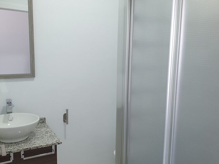 Mesón Hostal La Cabaña