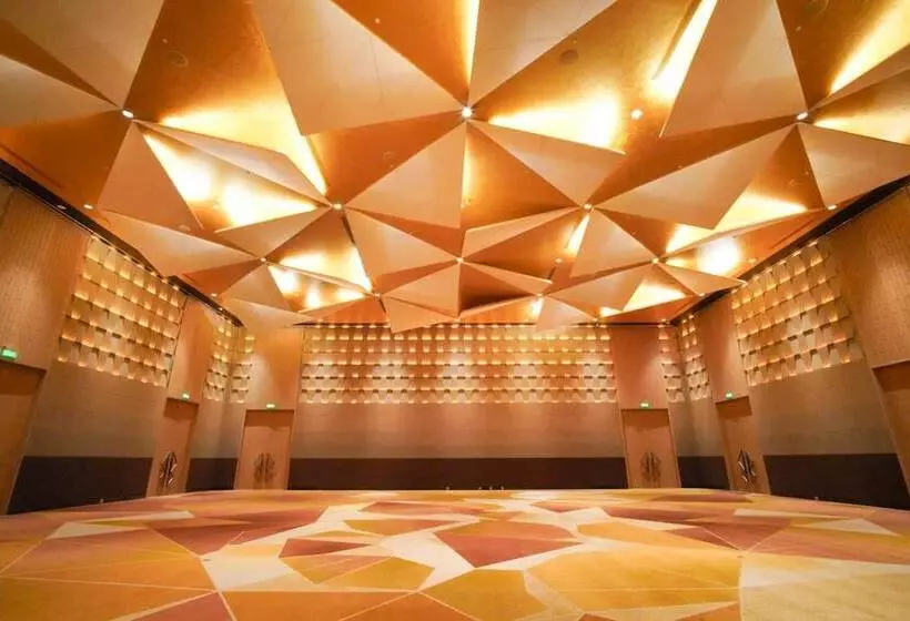 Nuanza Hotel & Convention