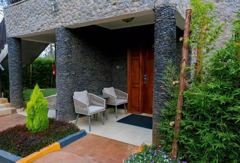 پانسیون Aberdare Prestige & Royal Cottages