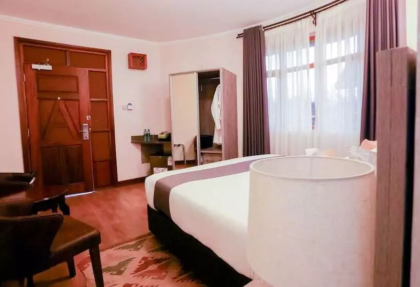 پانسیون Aberdare Prestige & Royal Cottages