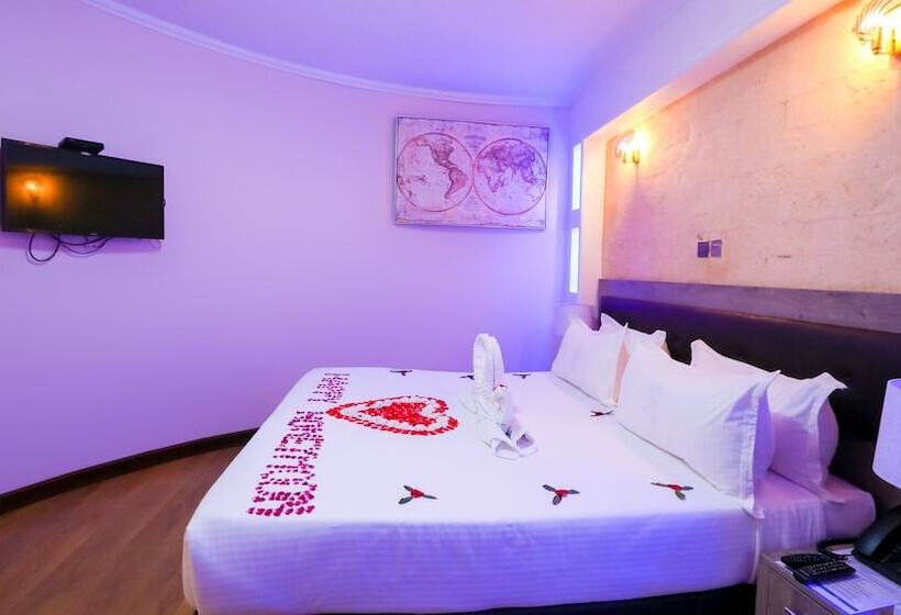 پانسیون Aberdare Prestige & Royal Cottages