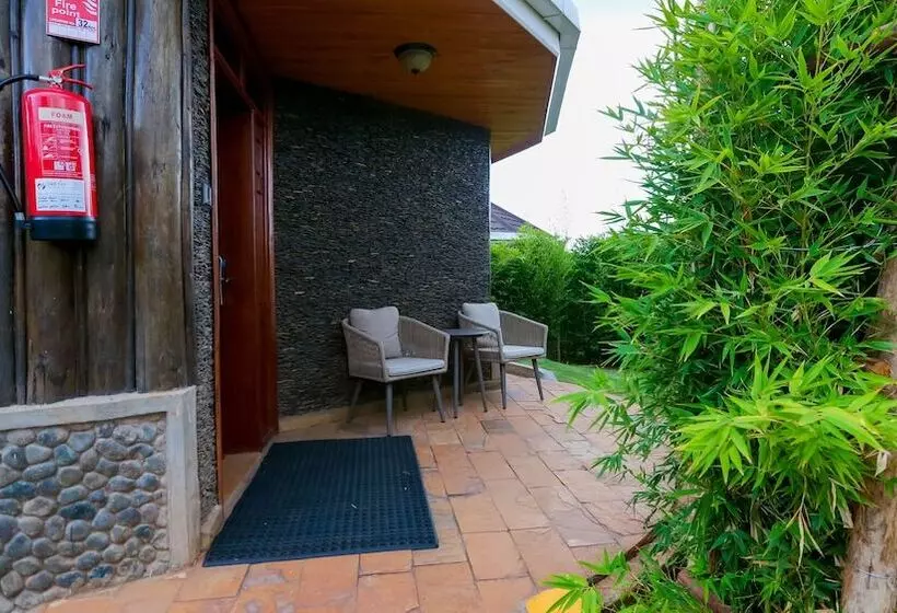 پانسیون Aberdare Prestige & Royal Cottages