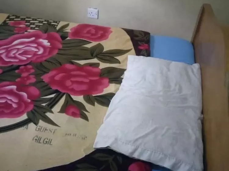 پانسیون Lesia Guest House