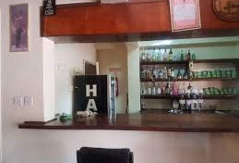 پانسیون Providence Teez Lodge