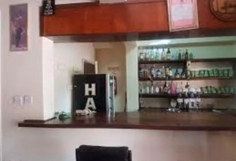 پانسیون Providence Teez Lodge