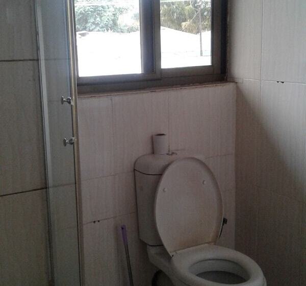 پانسیون Providence Teez Lodge