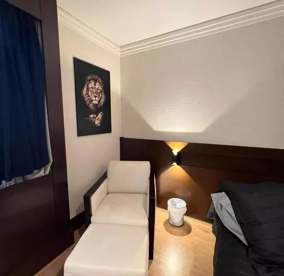 Aeroporto Congonhas Hotel Uh 704