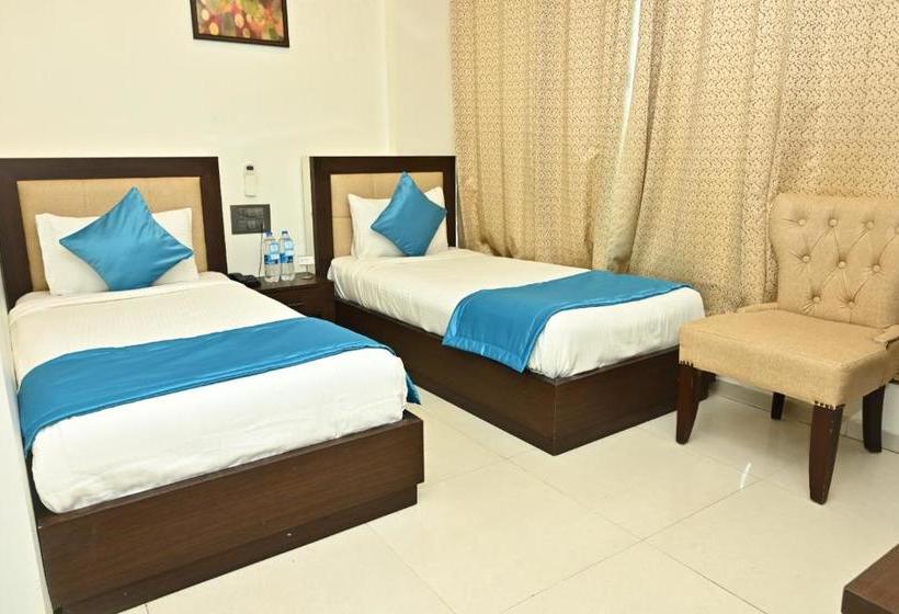 Hotel Blue Arrow Karwar