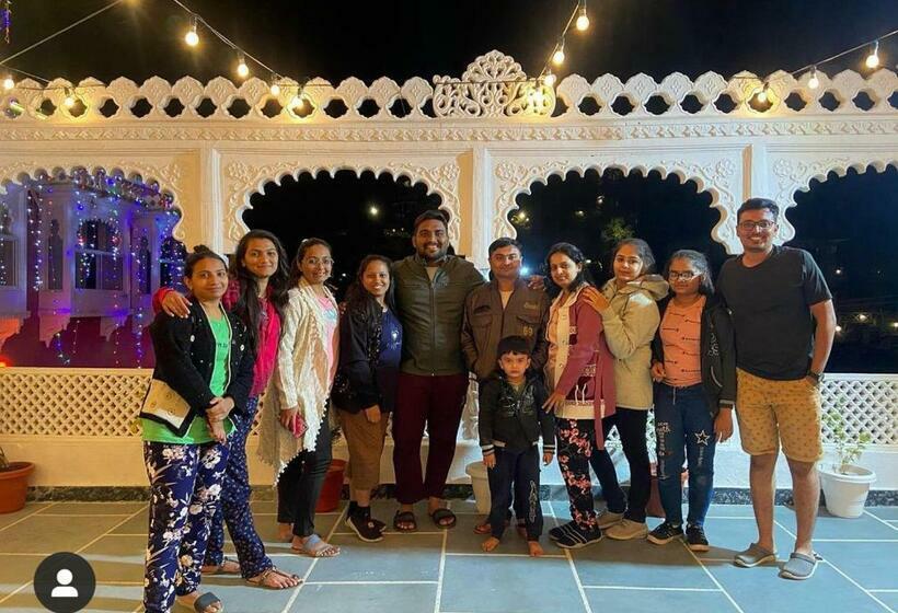 酒店 Dollar Villa Resort