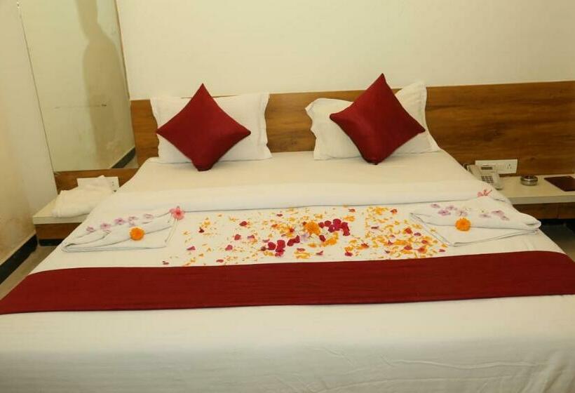 酒店 Dollar Villa Resort