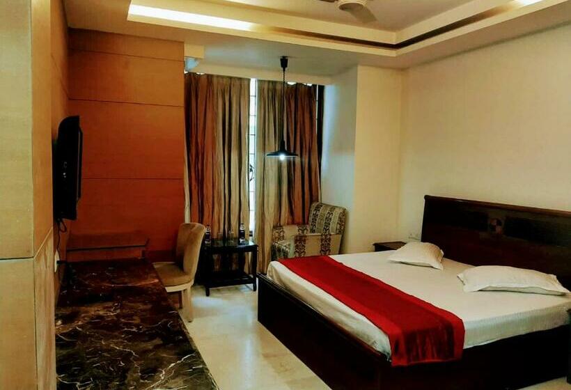 בית מלון כפרי Good Will Residency Cyber City Gurgaon