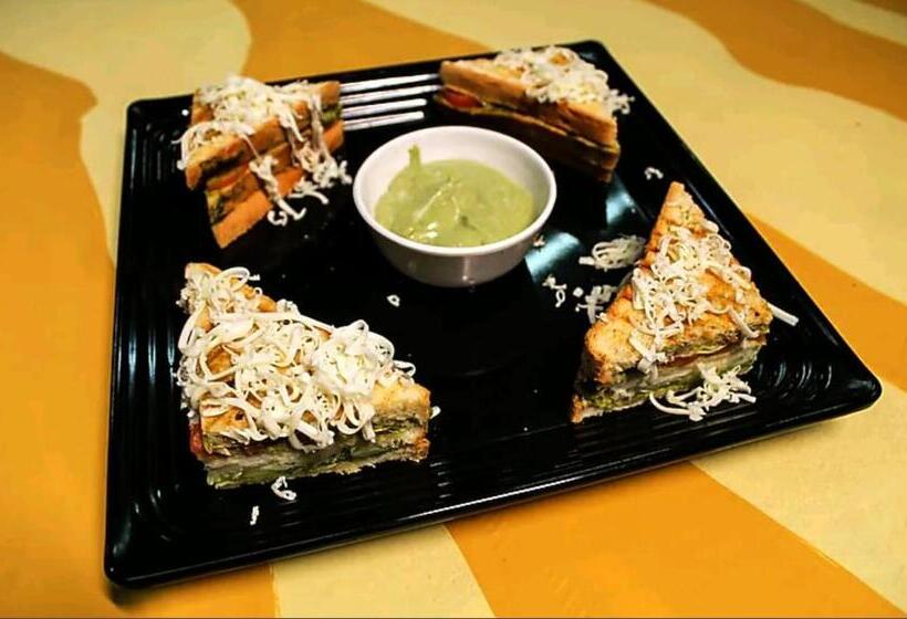 בית מלון כפרי Good Will Residency Cyber City Gurgaon