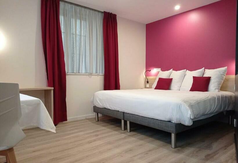 ホテル La Bâtisse Du Velay