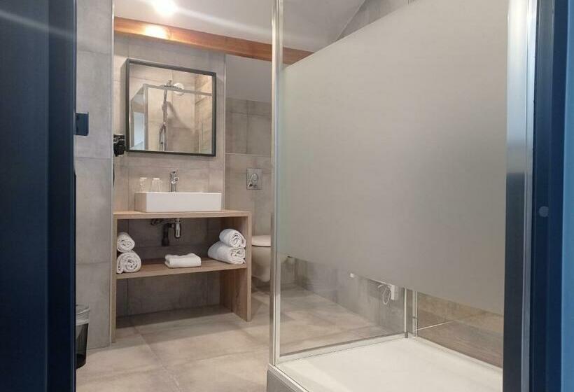 ホテル La Bâtisse Du Velay