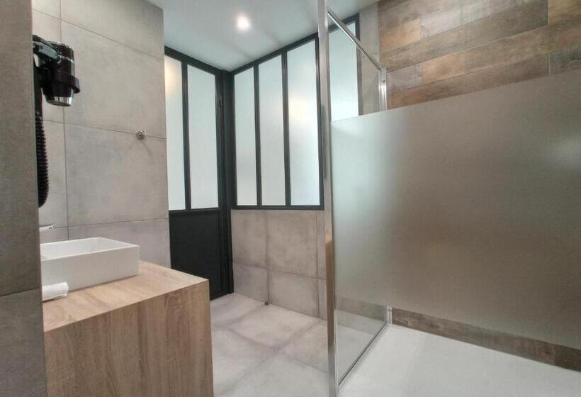 ホテル La Bâtisse Du Velay