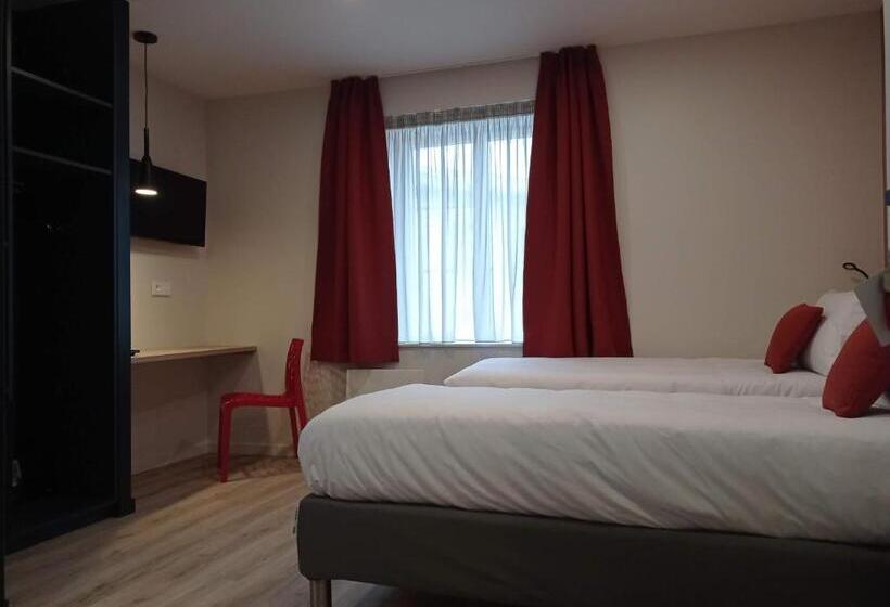 ホテル La Bâtisse Du Velay