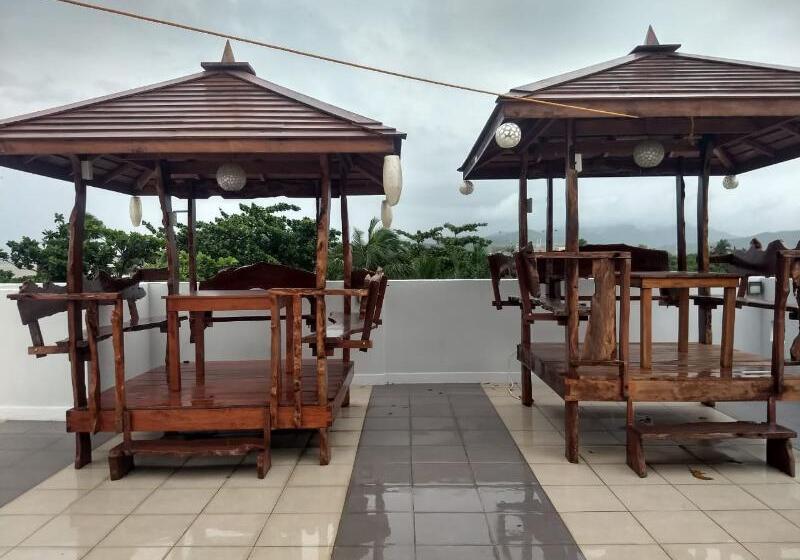 فندق Oyo 816 Oktowaves