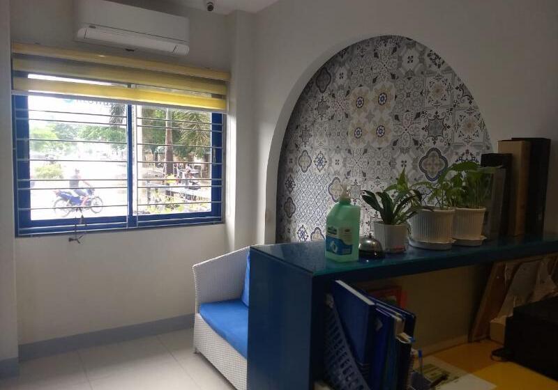 فندق Oyo 816 Oktowaves