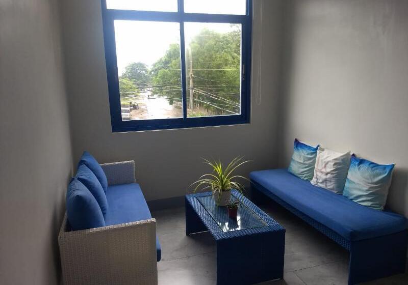 فندق Oyo 816 Oktowaves