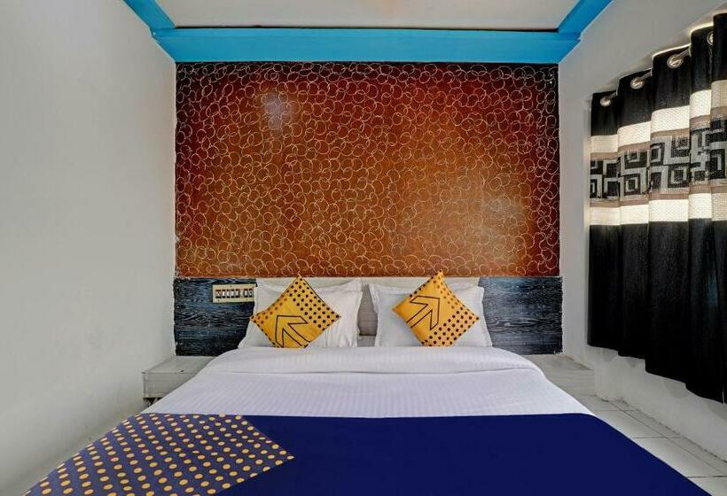 Hotel Spot On 82094  Mayur Palace