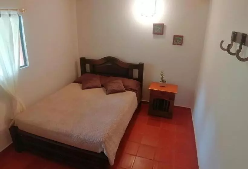 ペンション Nuestro Bosque I