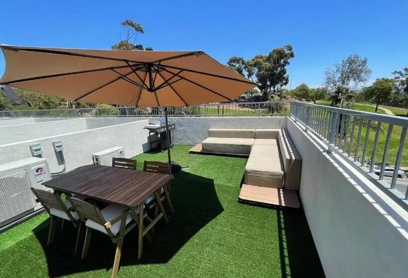 هاستل Premier Location With Great Scenic Downtown View