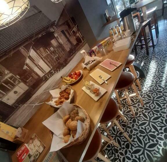 تختخواب و صبحانه Brasserie & Logies De Pijl