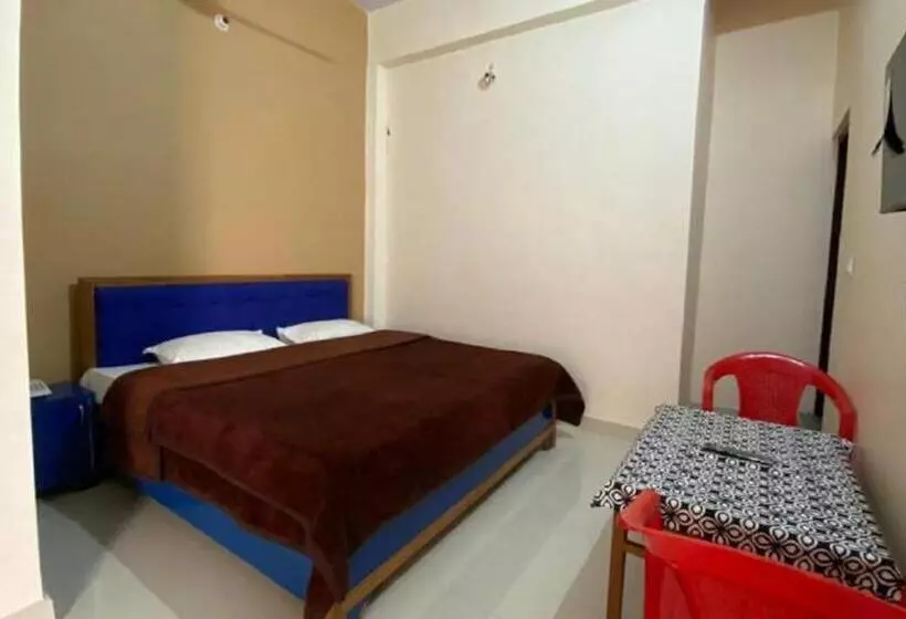 Goroomgo Kanara Hotel Bhimtal   Parking Facilities   Excellent Service