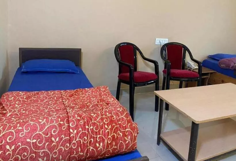 Goroomgo Kanara Hotel Bhimtal   Parking Facilities   Excellent Service