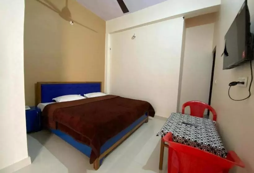 Goroomgo Kanara Hotel Bhimtal   Parking Facilities   Excellent Service
