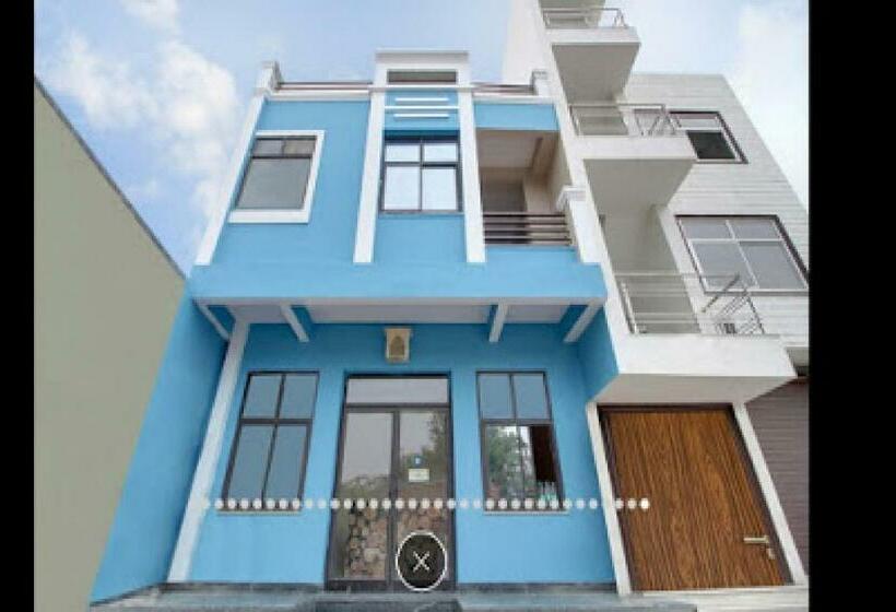 Hôtel Pop 82096  Dreame House