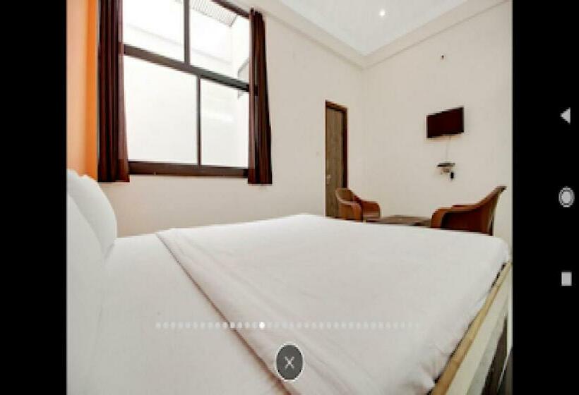 Hôtel Pop 82096  Dreame House