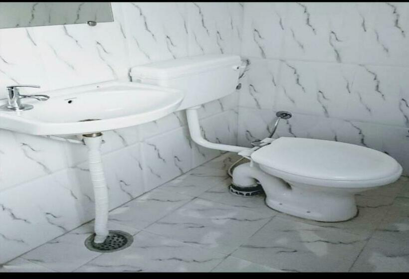 Hôtel Pop 82096  Dreame House