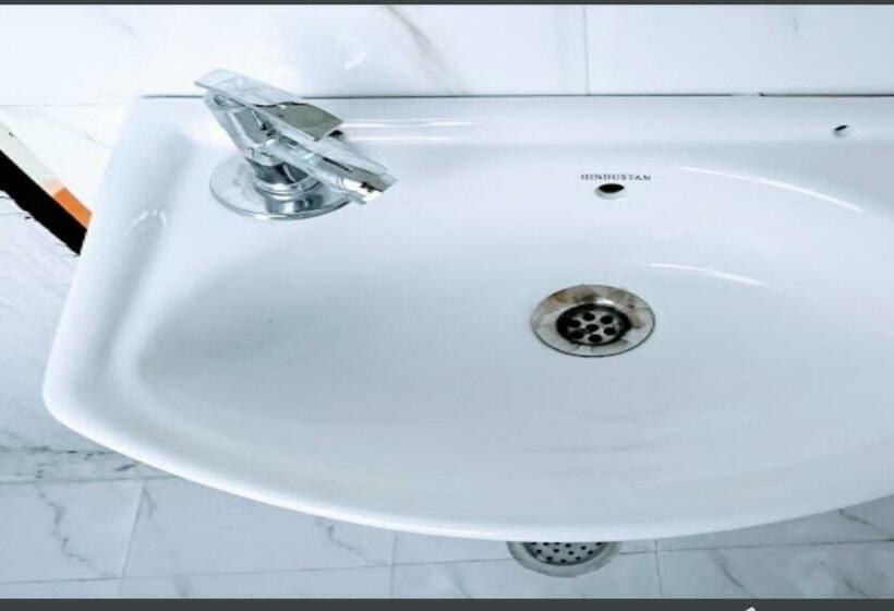 Hôtel Pop 82096  Dreame House