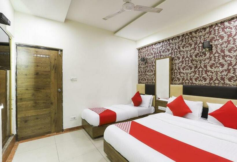 Hôtel Pop 82096  Dreame House