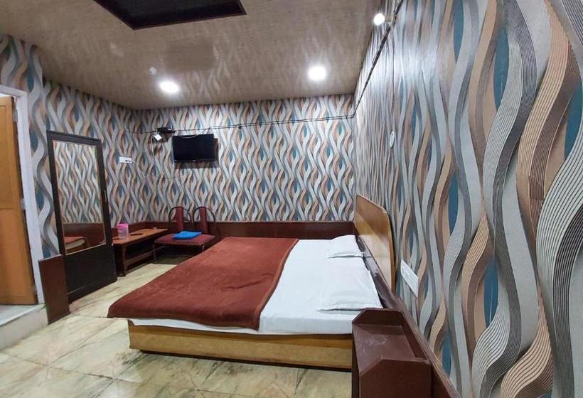 فندق Goroomgo Neelam Raj Nainital