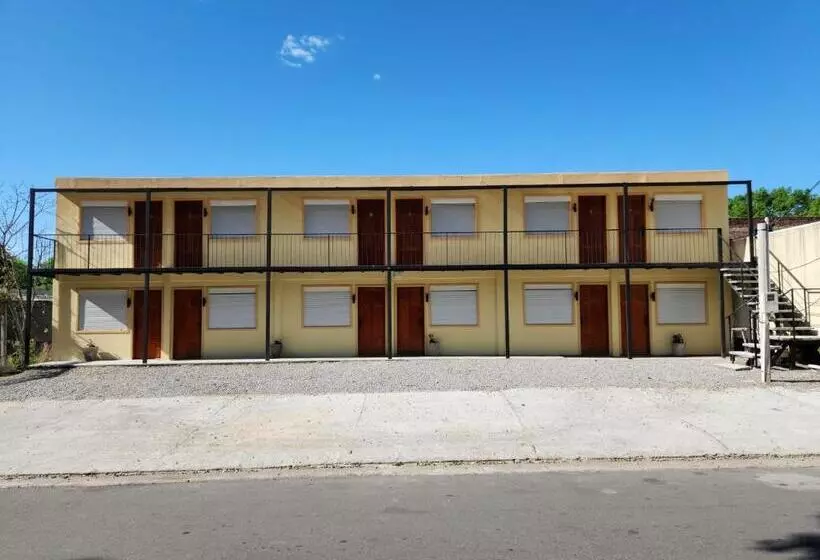 ホテル Trinidad Inn