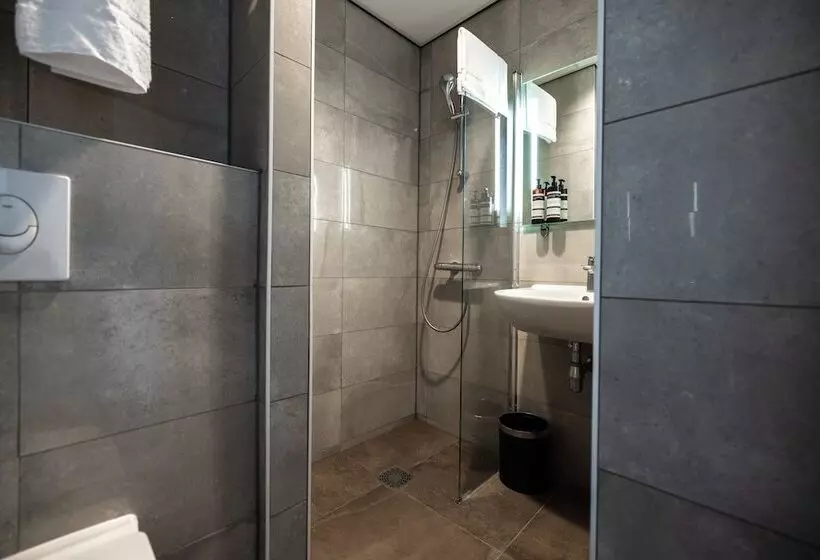 Hotelli Ux Amsterdam Airport