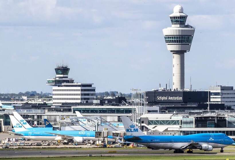 هتل Ux Amsterdam Airport