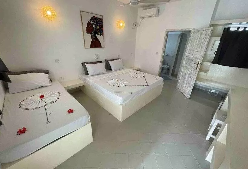 هتل Watamu Ascot Resort