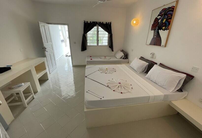 هتل Watamu Ascot Resort