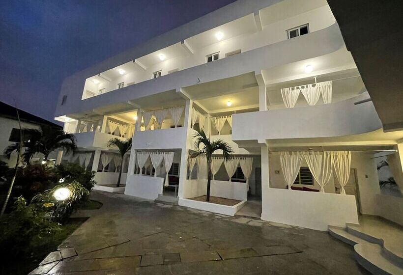 هتل Watamu Ascot Resort