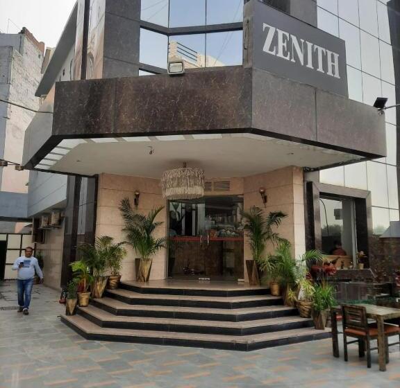 Zenith Hotel Delhi Airport