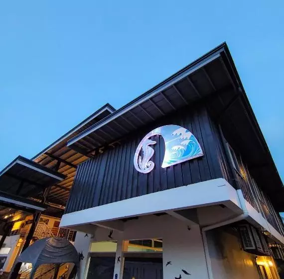 Silver Reef Dive Resort