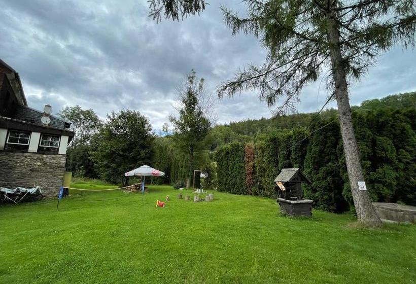 הוסטל Penzion Hájenka