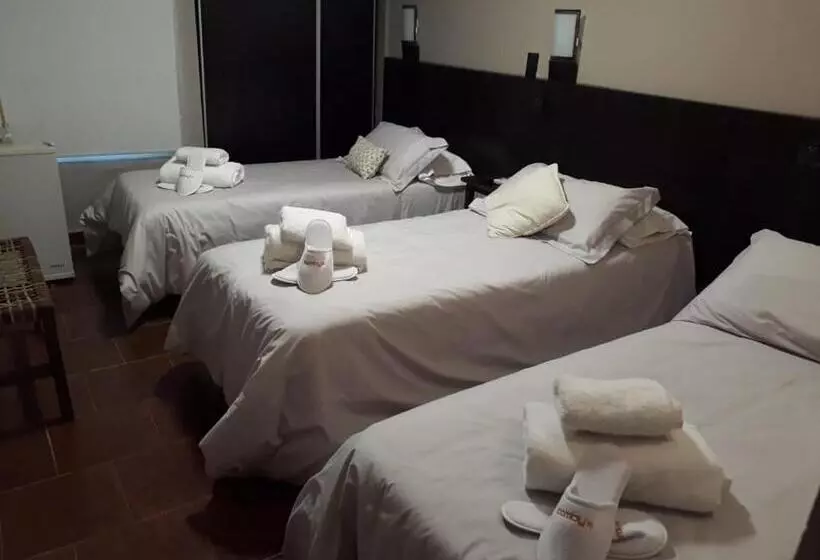 Retkeilymaja Posada Bambys