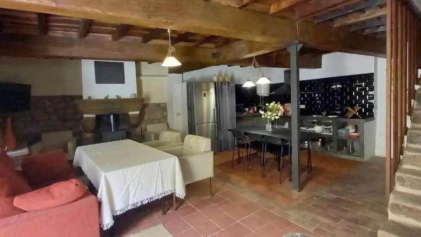 Albergue Turístico San Blas De Oliva De Plasencia