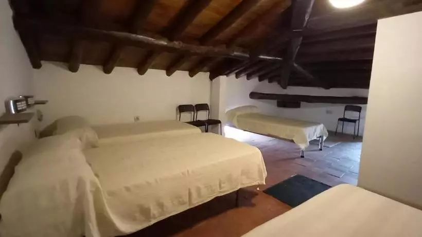 Albergue Turístico San Blas De Oliva De Plasencia