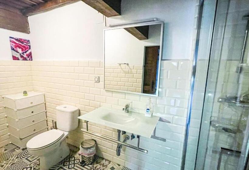 Albergue Turístico San Blas De Oliva De Plasencia