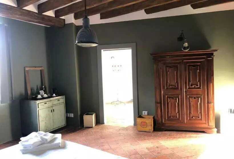 ベッドアンドブレックファースト La Locanda Di Grazzano Visconti